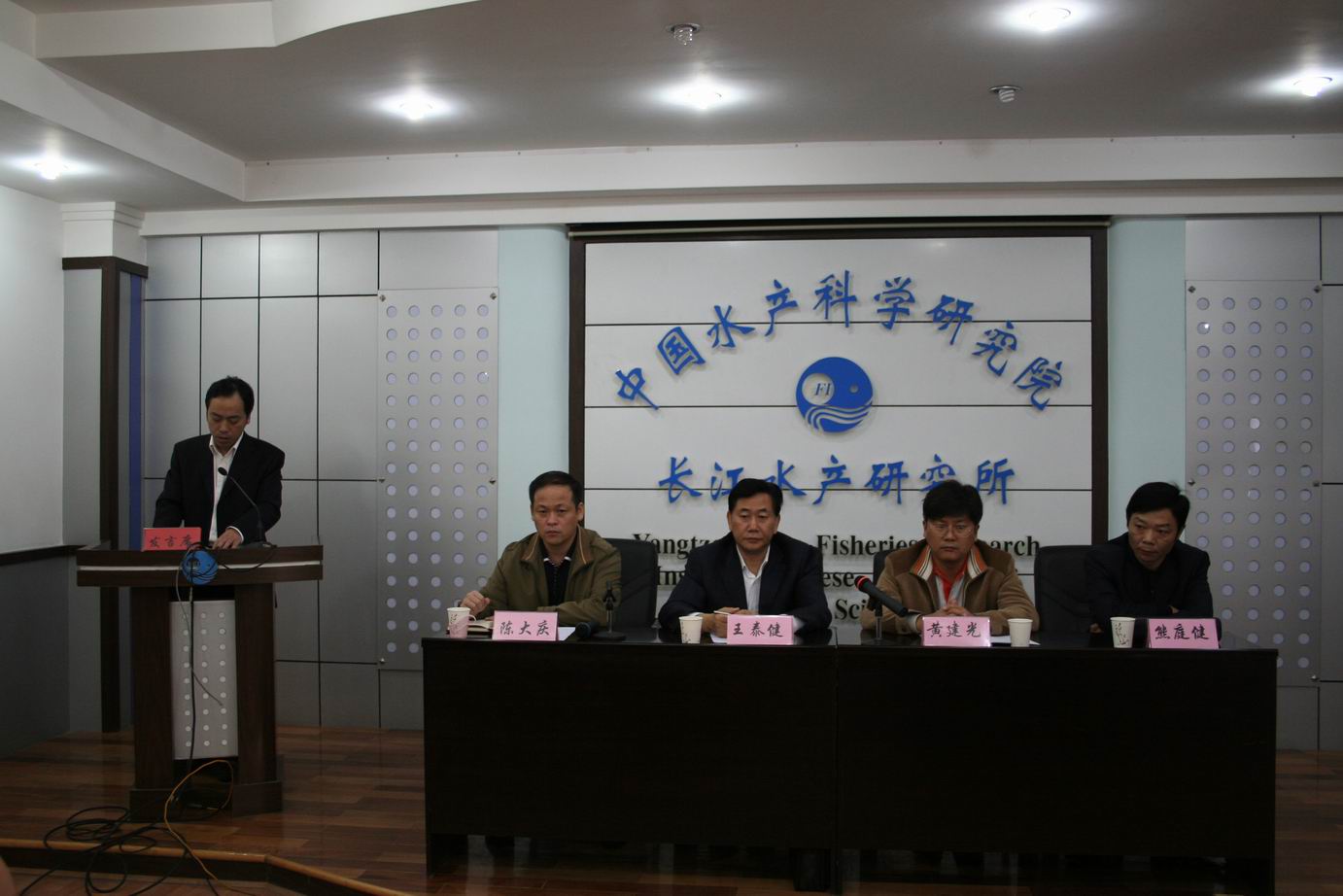 點擊放大