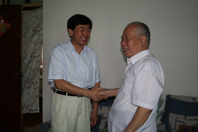 點擊放大
